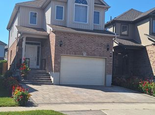 15 Spring Creek St, Kitchener, ON N2A0G3