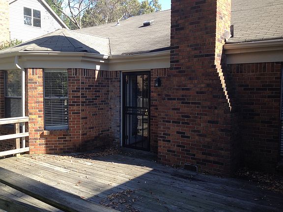 5th image of 2175 Burlingate Dr