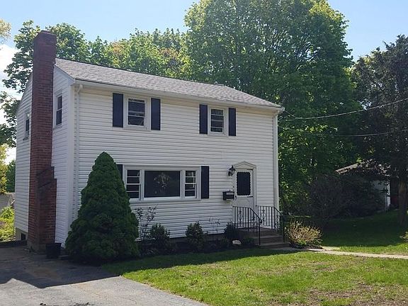 2nd image of 47 Parker St