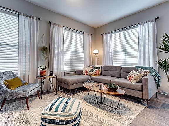 2nd image of 104 E 7th St #2082