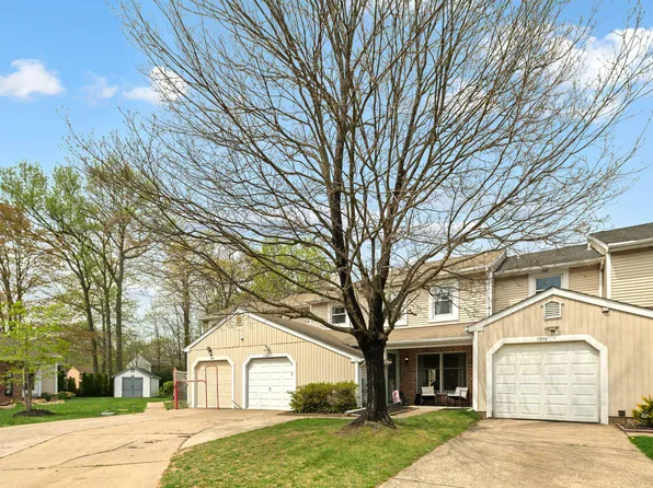 1374 Beechdrop Ct, Yardley, PA 19067