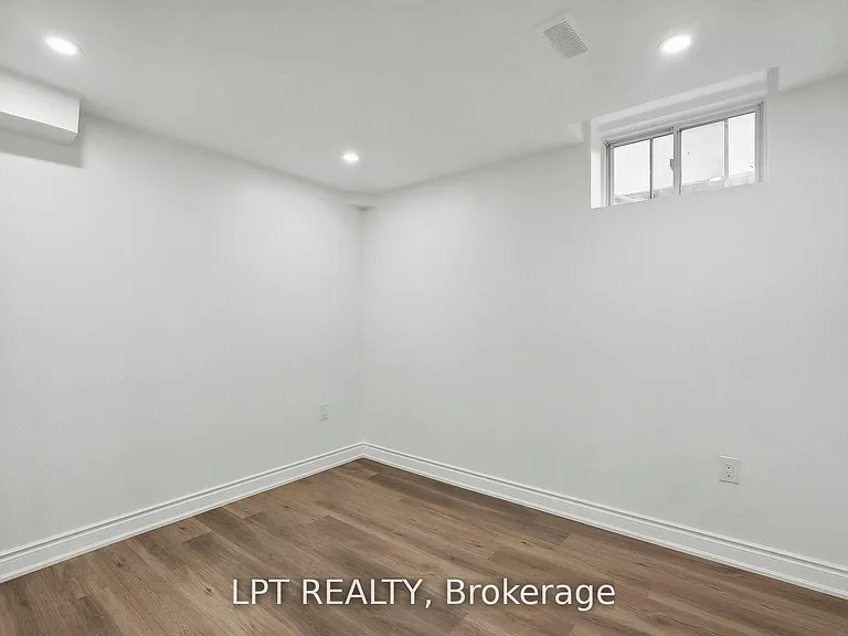 140 Springvalley Cres #LOWER — Photo 6