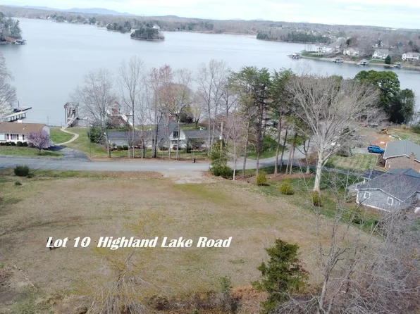 10 Highland Lake Rd, Union Hall, VA 24176
