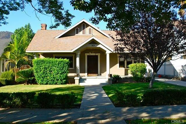 1st image of 327 E Meda Ave