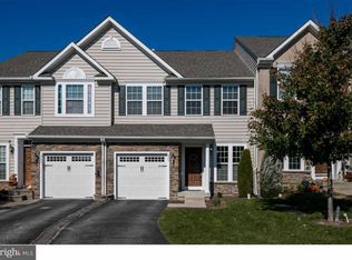 261 Tall Trees Cir, Downingtown, PA 19335