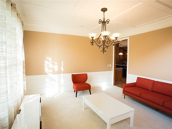 5th image of 21230 Greenfield Pl