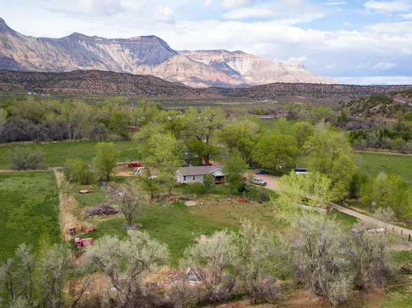4696 W Rd, De Beque, CO 81630