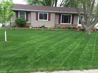 4511 71st St, Urbandale, IA 50322