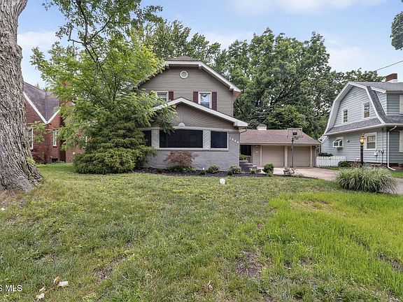 2nd image of 2444 Westbrook Dr