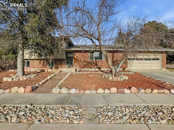 2918 Flintridge Sq, Colorado Springs, CO 80918