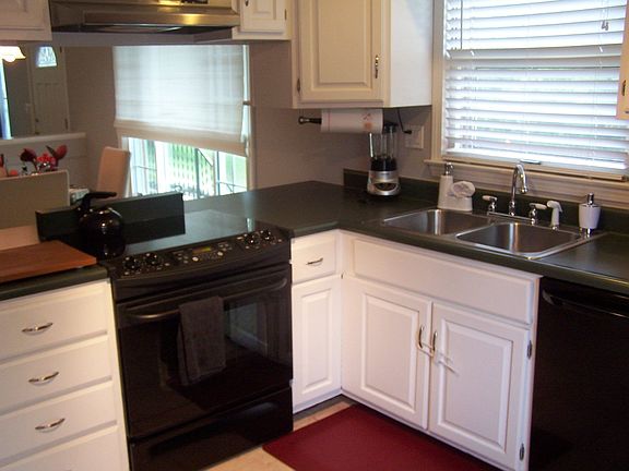 5th image of 1721 Sutherland Dr