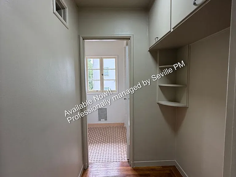 1526 Arch St — Photo 18
