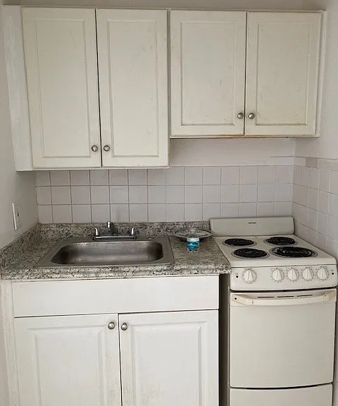 725 NE 7th St #114A — Photo 3
