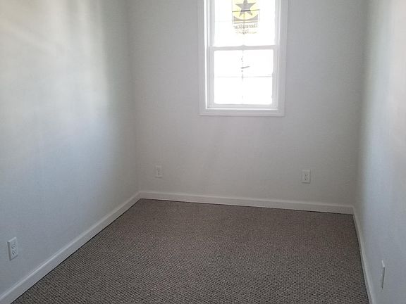 5th image of 30 Dongan St #2
