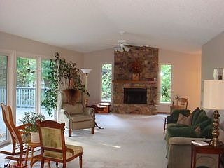 2nd image of 3806 Phoenix St