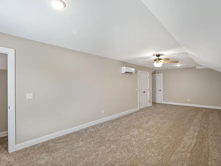 122 Craftsman Dr — Photo 21