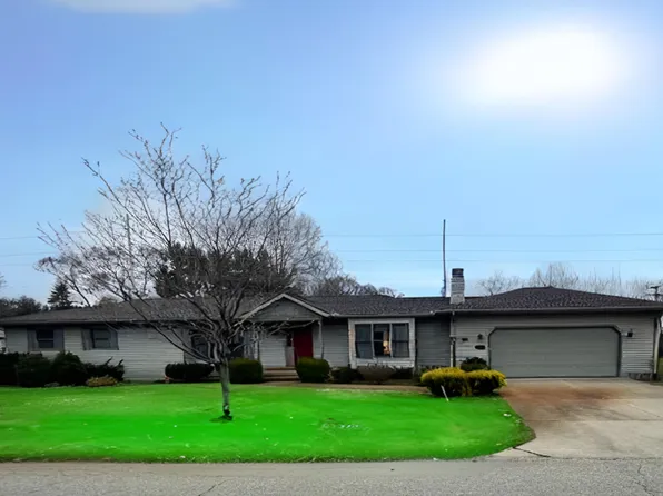 29207 Pike St, Dowagiac, MI 49047
