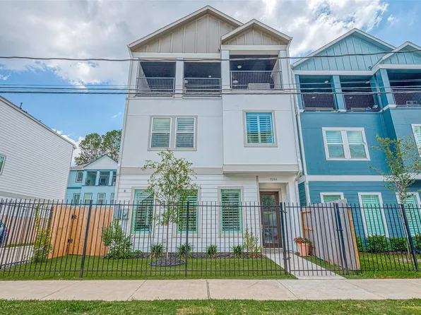 909A W 35th St #A, Houston, TX 77018