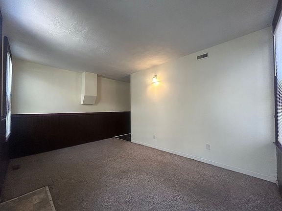 4th image of 111 Gage St #1