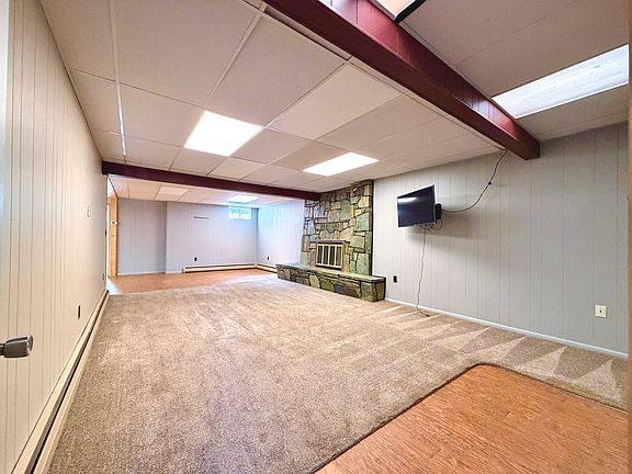 2nd image of 130 Shawnee Dr #B
