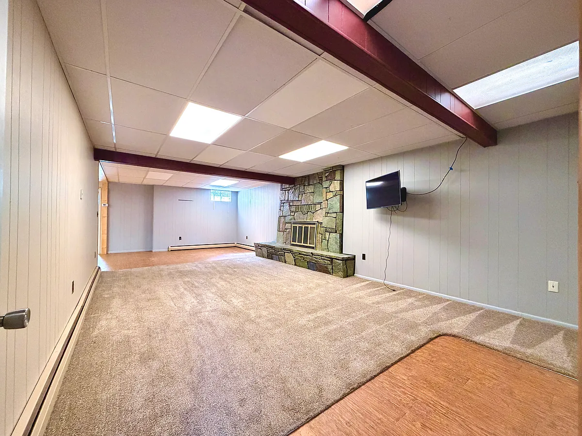Building Photo - 130 Shawnee Dr #B