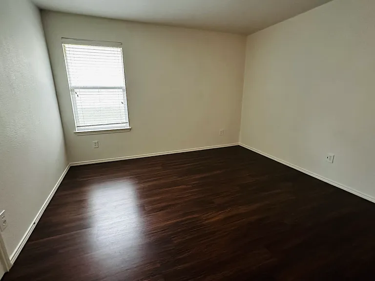 3916 Jeanette Ln — Photo 10