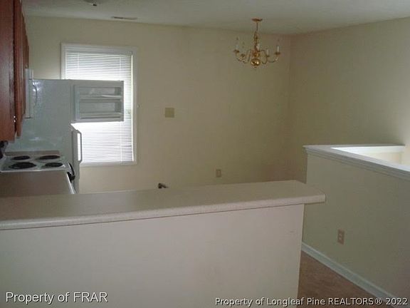4th image of 307 Hinsdale Ave