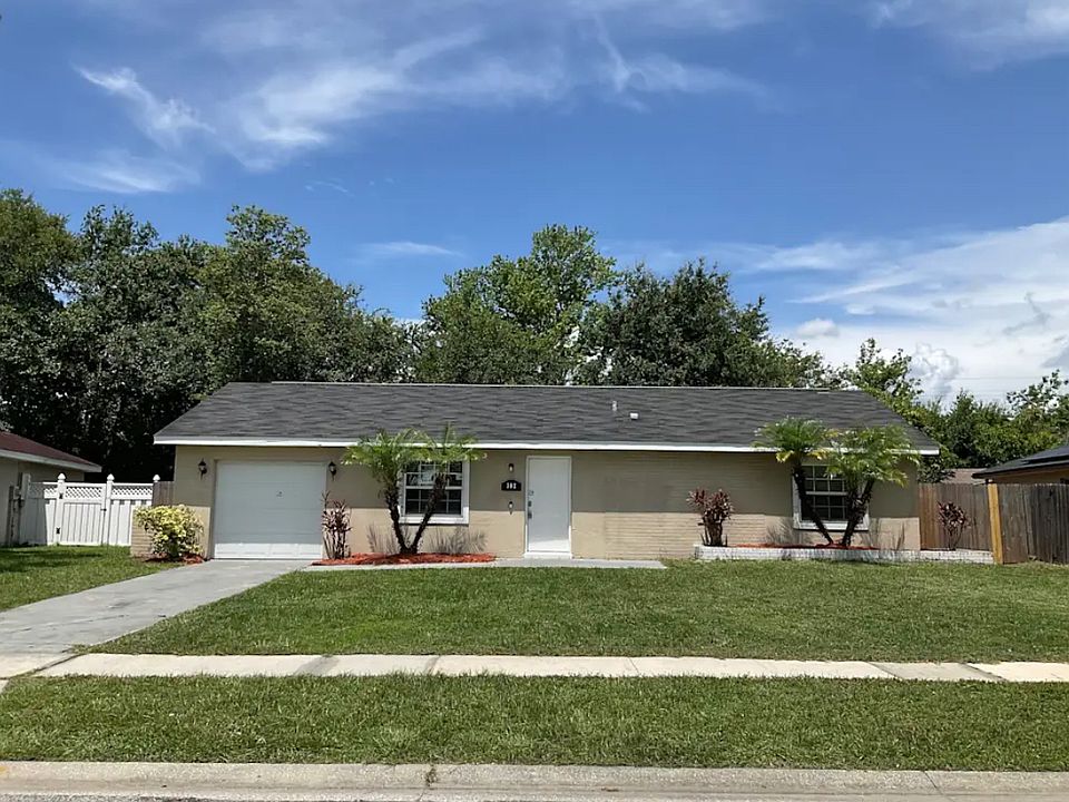 1st image of 502 Iowa Woods Cir W