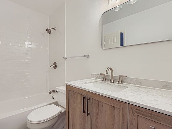 5th image of 1305 Hollow Creek Dr #3