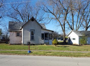 225 Anderson Rd, Chesterfield, IN 46017