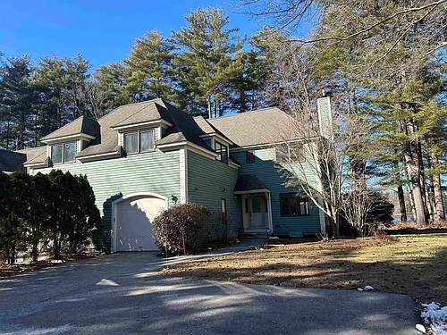 33 Clearwater Dr Photo 1