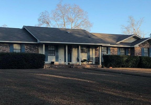 2nd image of 1203 Eastwood Dr
