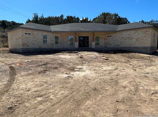 237 Hopi Trl, Bandera, TX 78003