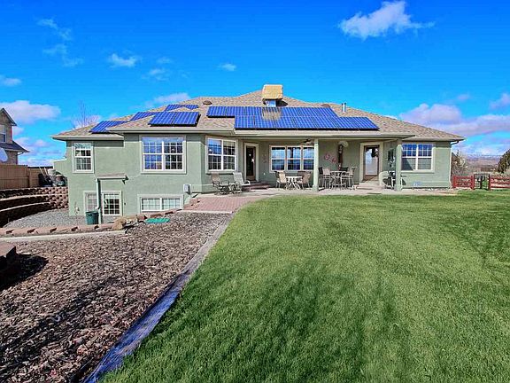 2nd image of 856 Haven Crest Ct S