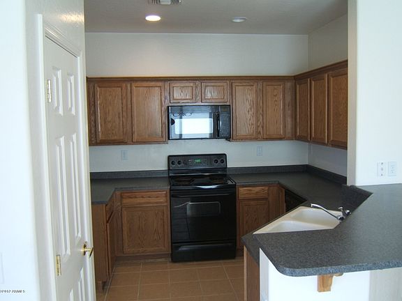 3rd image of 39808 N Iron Horse Way