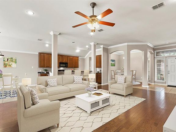5th image of 407 Fairland Dr
