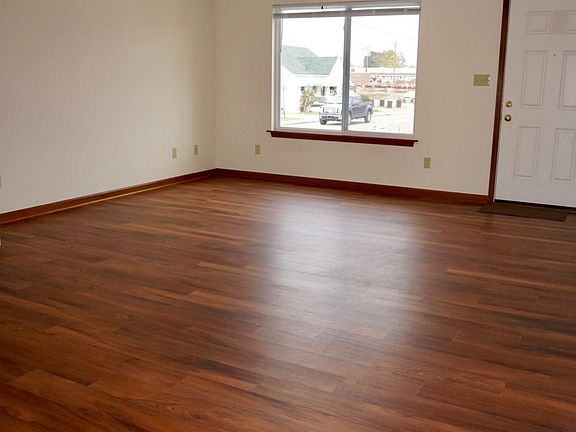 2nd image of 5320 Indiana St #3