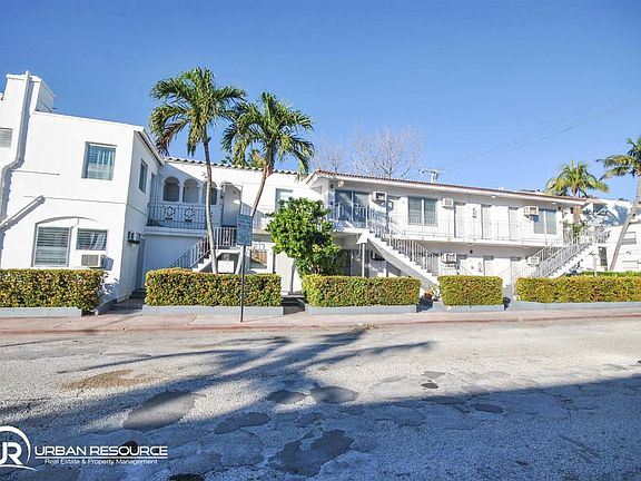 4th image of 1035 7th St #10