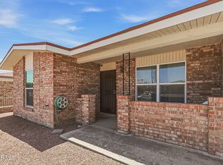 5760 Longview Cir, El Paso, TX 79924