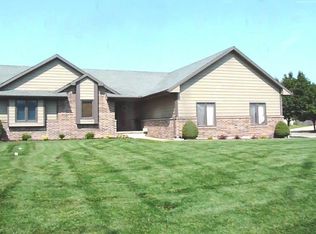 11821 W Dora Ct, Wichita, KS 67209