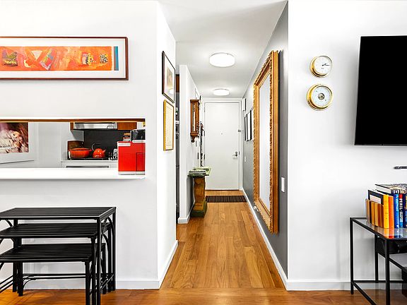 3rd image of 515 E 72nd St APT 11C