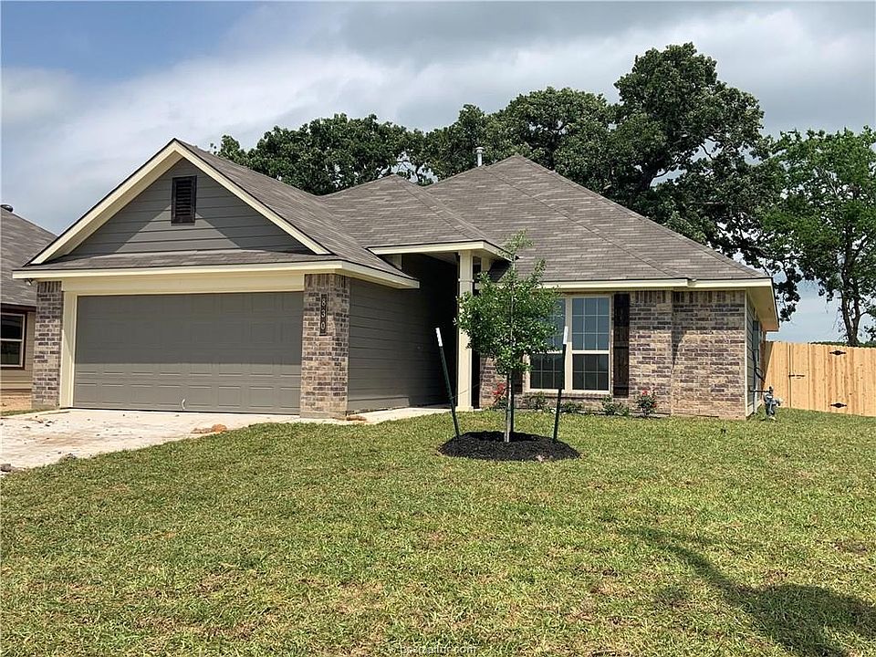 1st image of 830 Heritage Dr