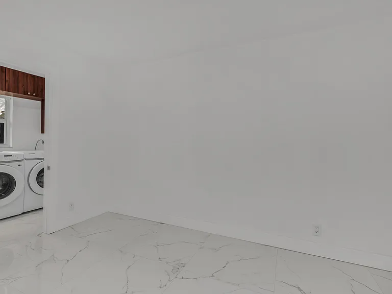21452 Woodchuck Ln — Photo 31