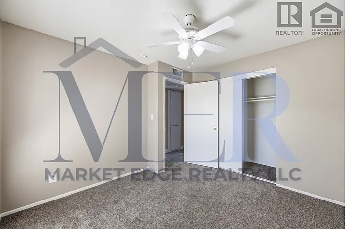 5648 W Mountain View Rd — Photo 20