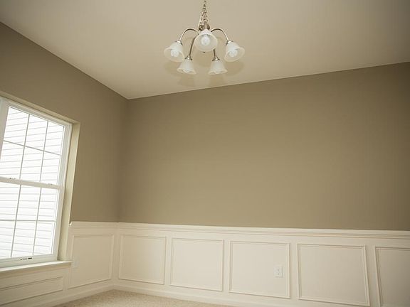 5th image of 109 Country Chase Dr #21