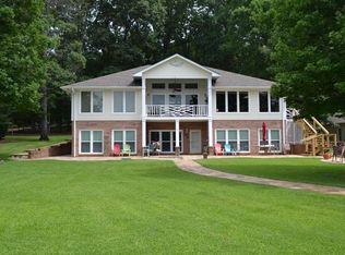 298 Whisperwood Dr, Dadeville, AL 36853