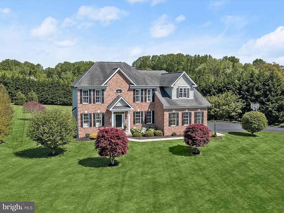 1st image of 1610 Morning Brook Ct