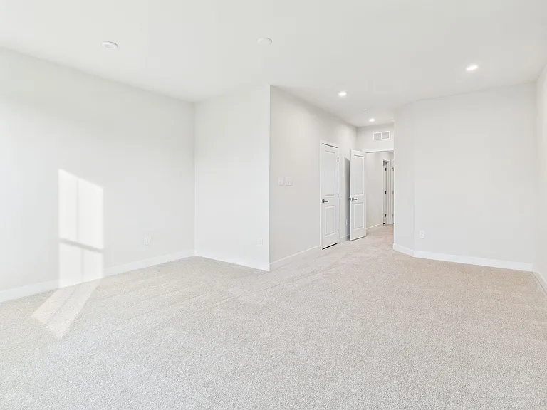 8029 Lake Laurel Ln #A — Photo 11
