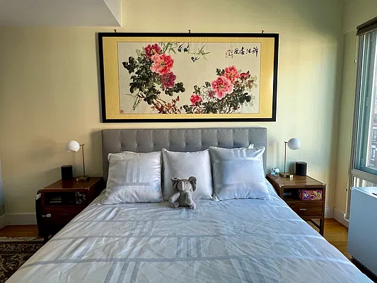 Bedroom, photo 1