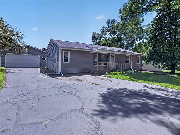 3rd image of 4520 Linview Dr